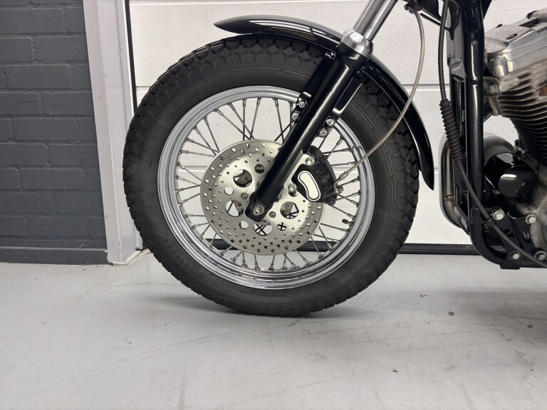 Harley-Davidson XLH Sportster 883 foto 11