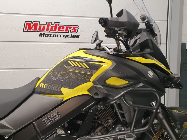 Suzuki DL650 foto 9
