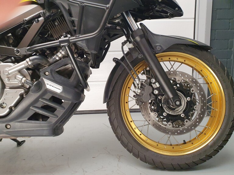 Suzuki DL650 foto 10