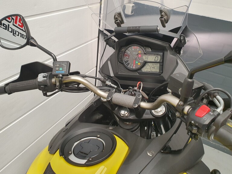 Suzuki DL650 foto 12