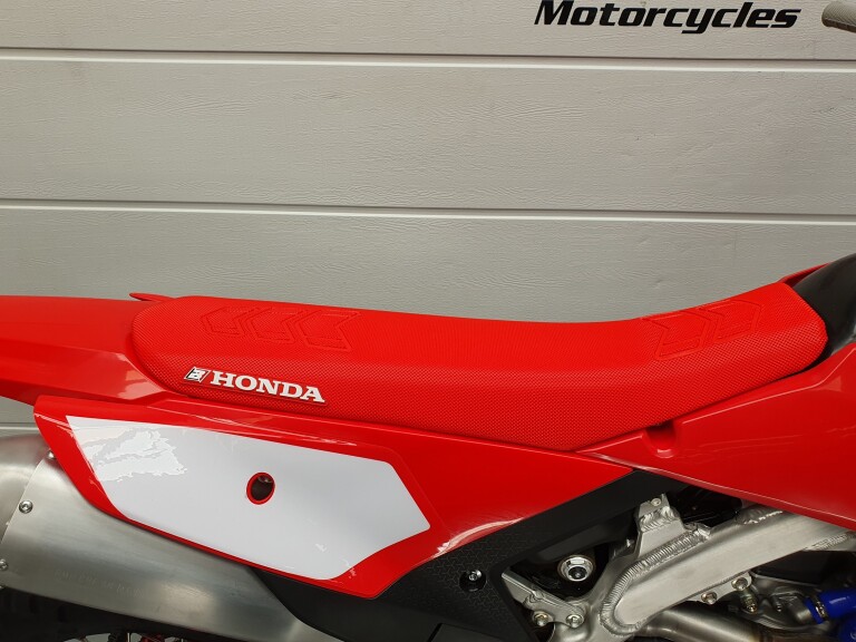 Honda CRF 450 RX ENDURO SPECIAL foto 17