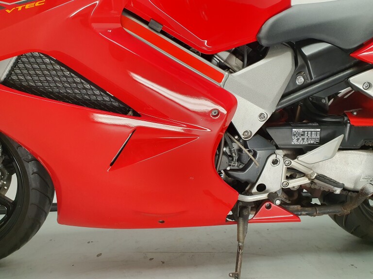 Honda VFR 800 VTEC foto 6