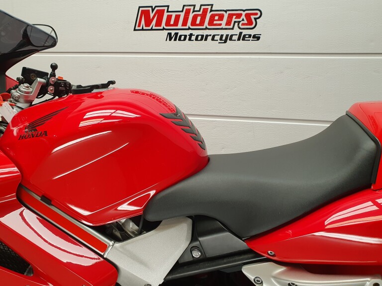 Honda VFR 800 VTEC foto 7