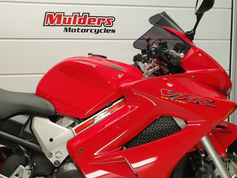 Honda VFR 800 VTEC foto 13