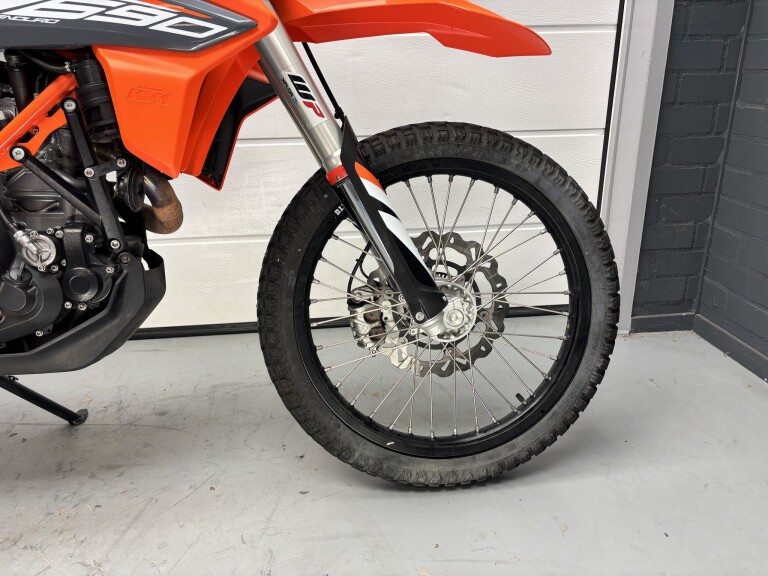 KTM 690 ENDURO R foto 7