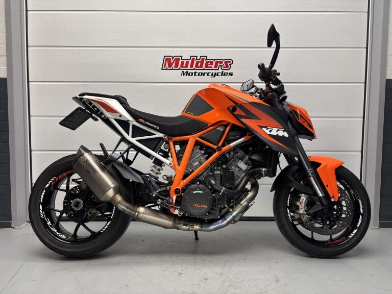 KTM 1290 SUPER DUKE R 