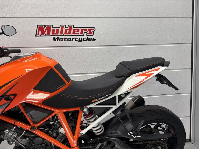 KTM 1290 SUPER DUKE R foto 4