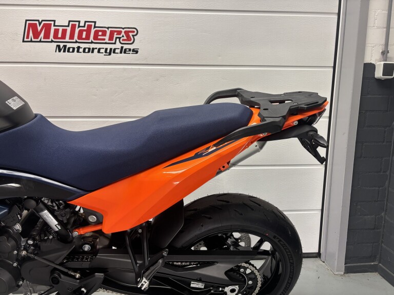 KTM 890 SMT foto 4