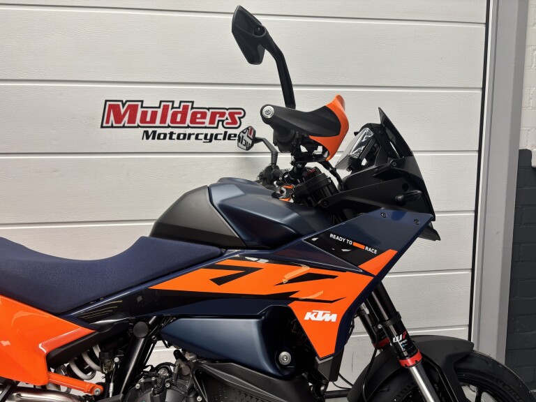 KTM 890 SMT foto 11