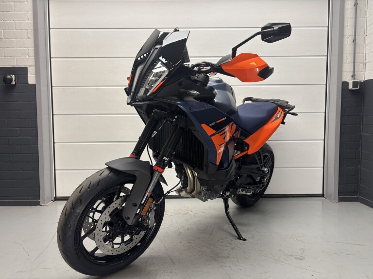 KTM 890 SMT 