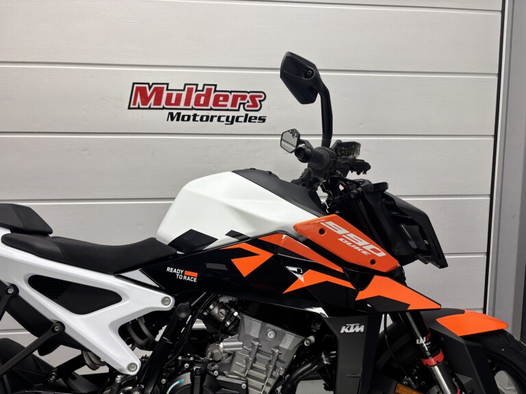 KTM 990 DUKE foto 12