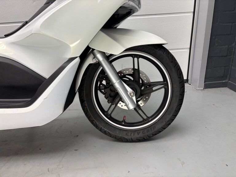 Honda PCX 125 foto 11