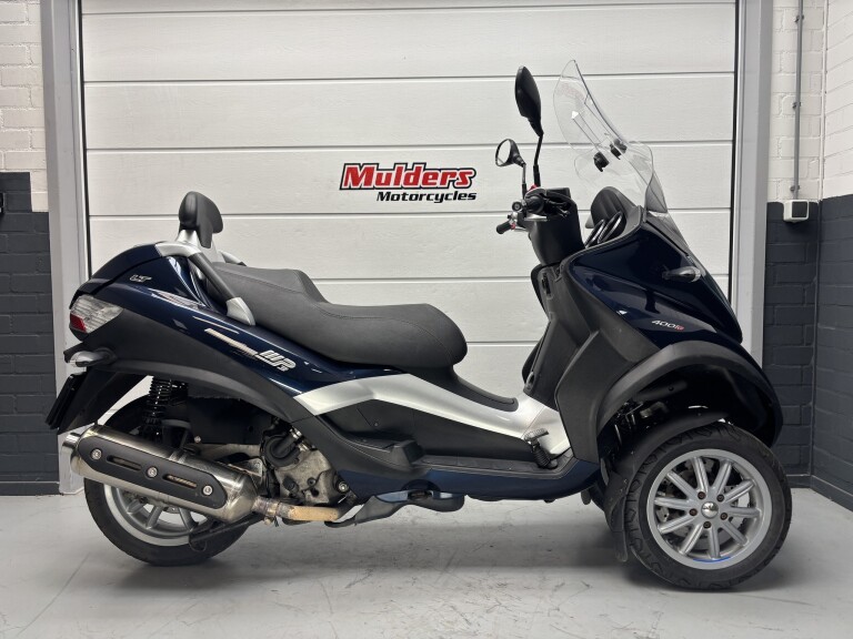 Piaggio MP3 400 
