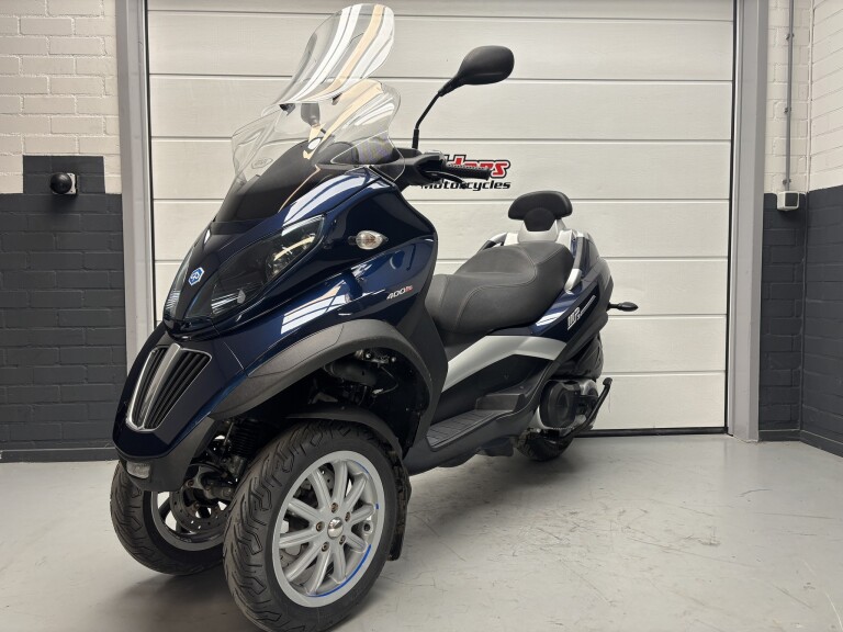Piaggio MP3 400 