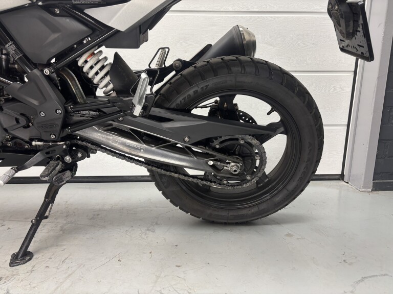BMW G 310 GS foto 7