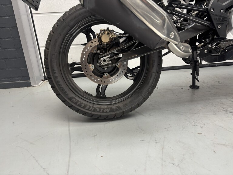 BMW G 310 GS foto 14