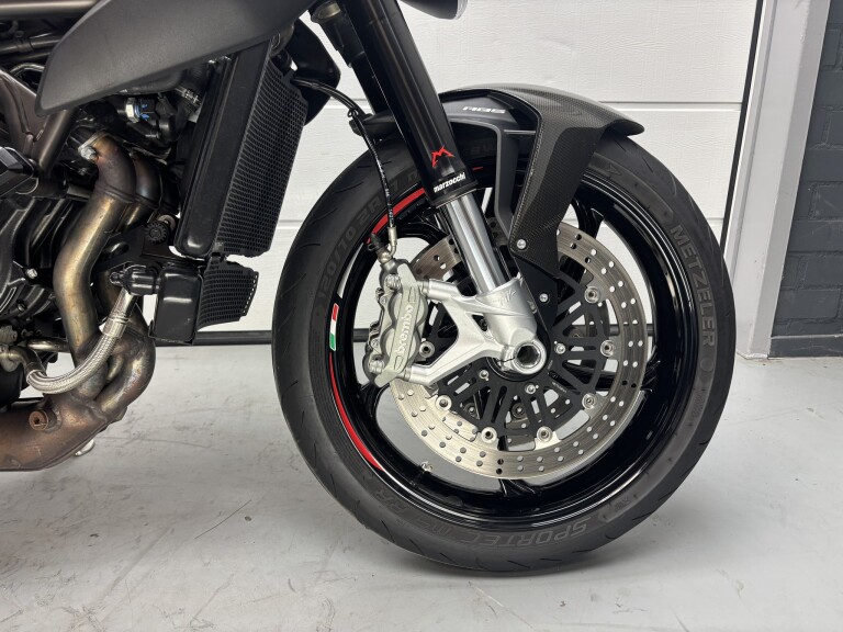 MV agusta BRUTALE 800 foto 5