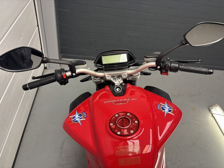 MV agusta BRUTALE 800 foto 14