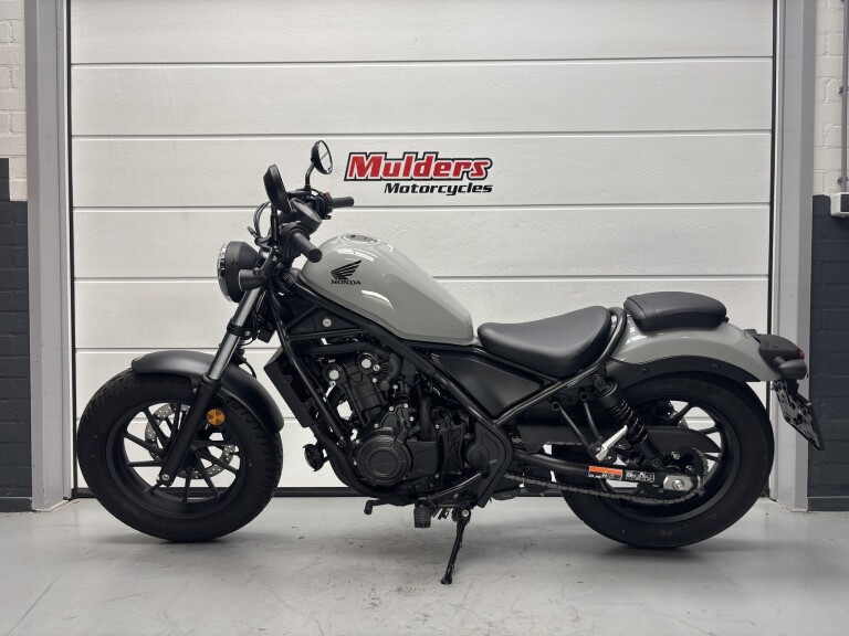 Honda CMX 500 REBEL foto 2
