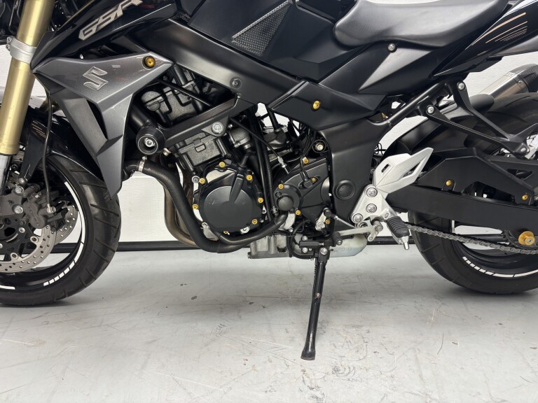 Suzuki GSR 750 ABS foto 8