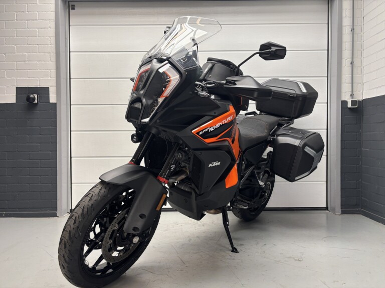 KTM 1290 SUPER ADVENTURE S 