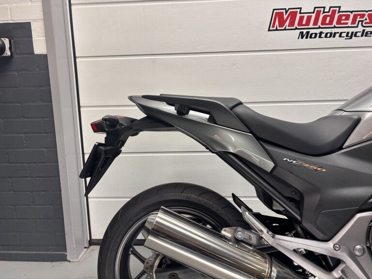 Honda NC 750 X ABS foto 4