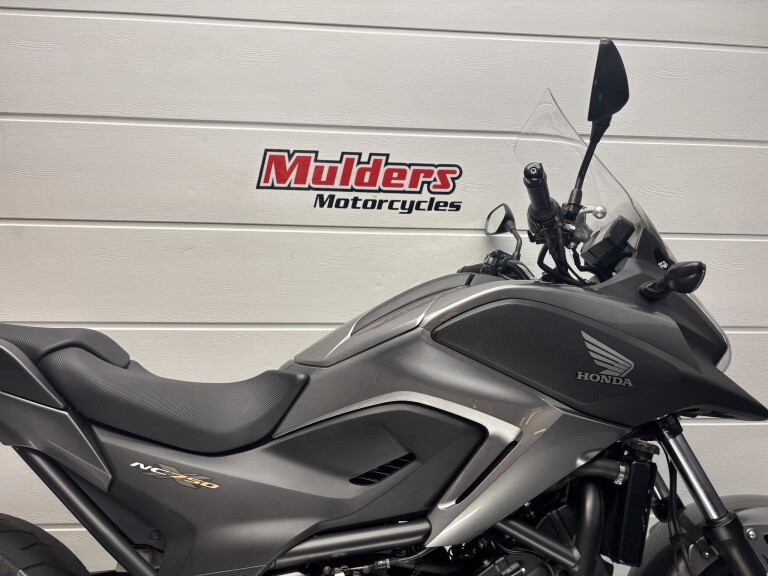 Honda NC 750 X ABS foto 5