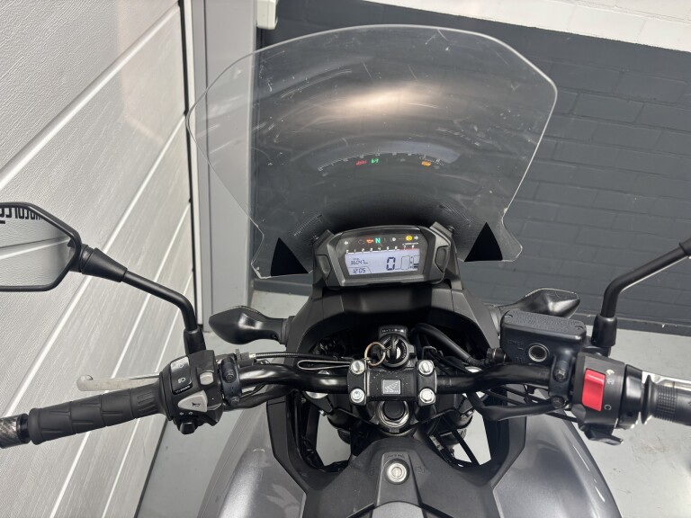 Honda NC 750 X ABS foto 11
