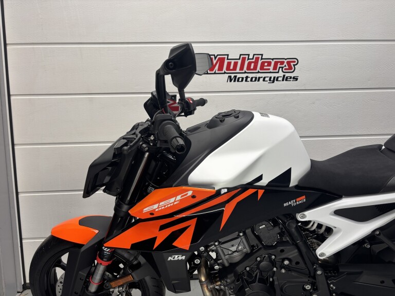 KTM 990 DUKE foto 4
