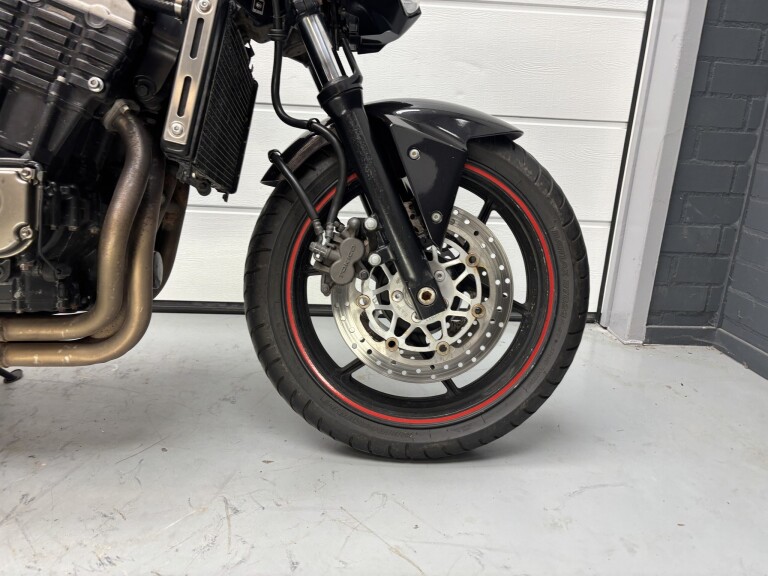 Kawasaki Z 750 foto 11