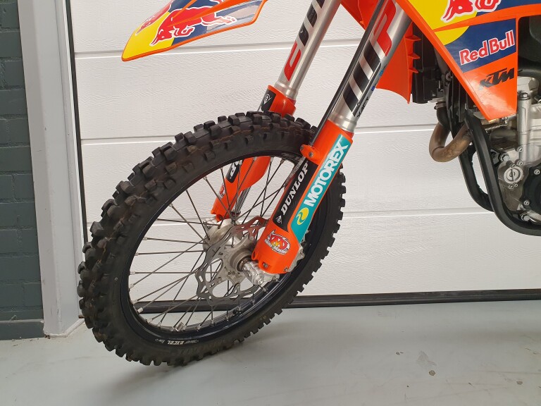 KTM 250 SX-F foto 3