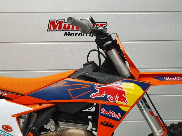 KTM 250 SX-F foto 11