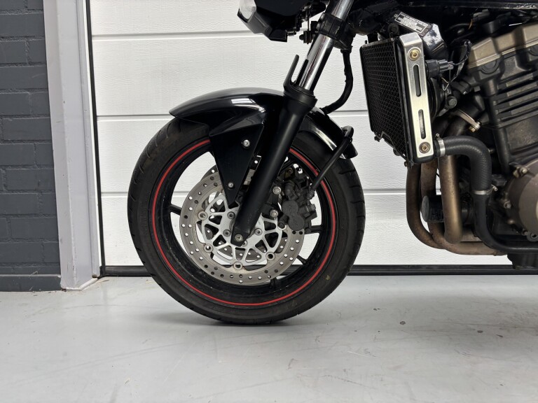 Kawasaki Z 750 foto 13