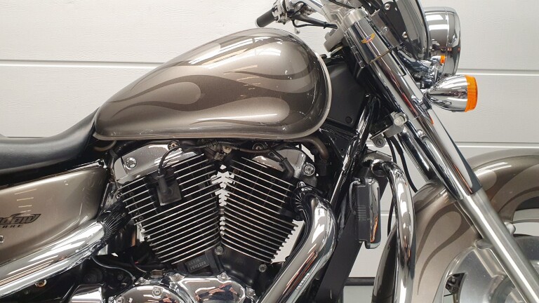 Honda VT 1100 C SHADOW foto 11