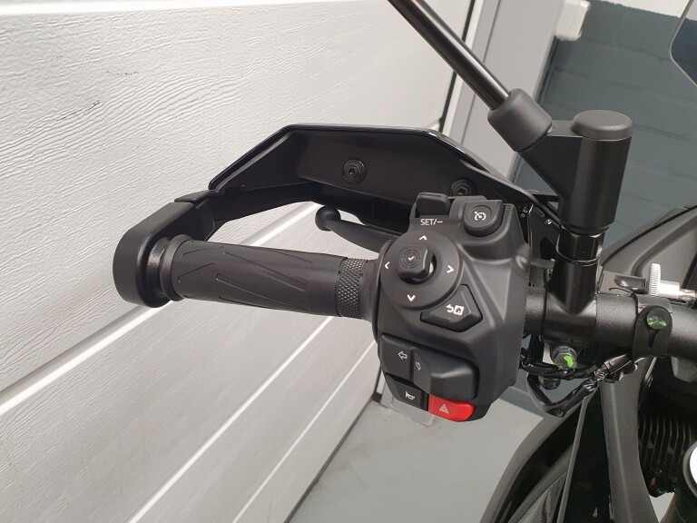 Yamaha TRACER 7 foto 9