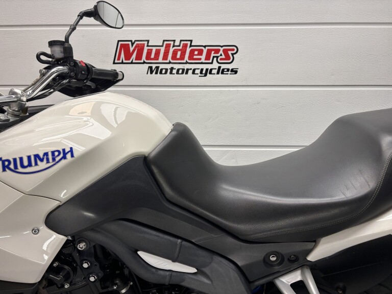 Triumph TIGER 1050 foto 6