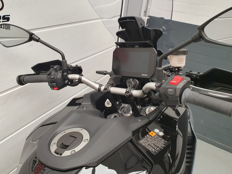 Yamaha TRACER 9 ABS Y-AMT DEMO foto 10
