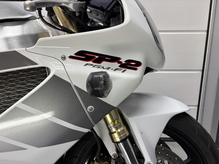 Honda VTR 1000 SP-2 foto 11