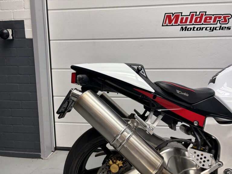 Honda VTR 1000 SP-2 foto 15