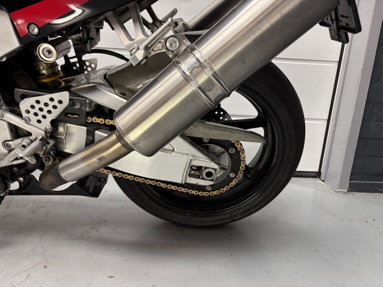 Honda VTR 1000 SP-2 foto 16