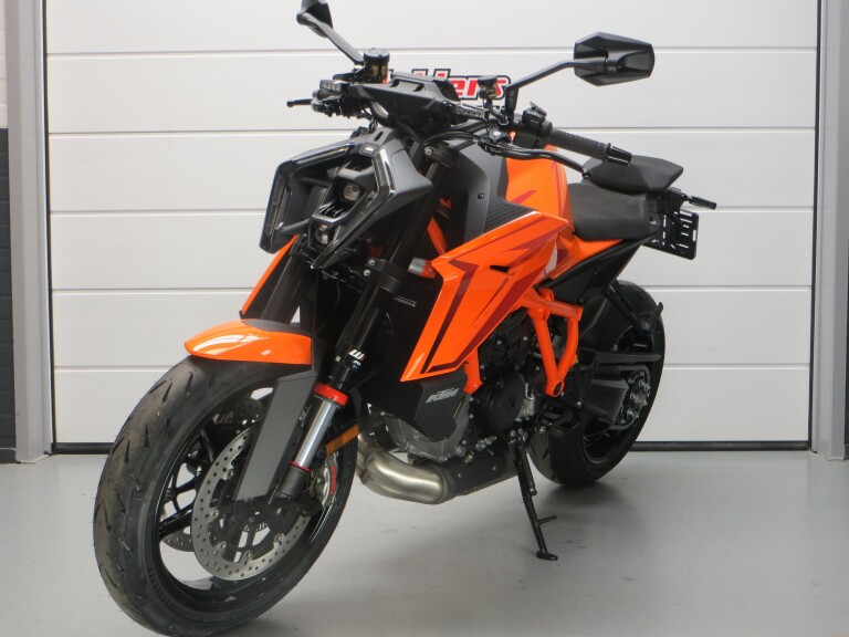 KTM 1390 SUPER DUKE R 
