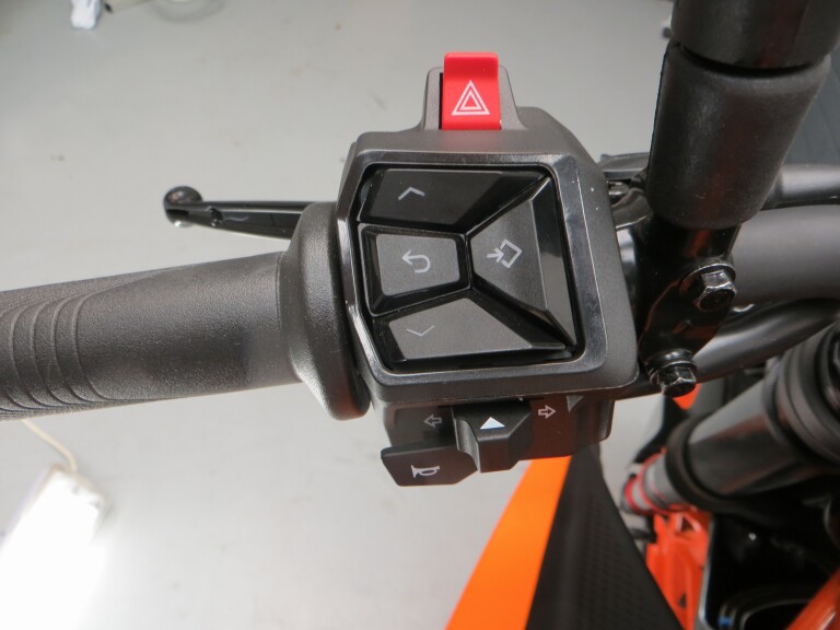 KTM 390 DUKE ABS foto 5