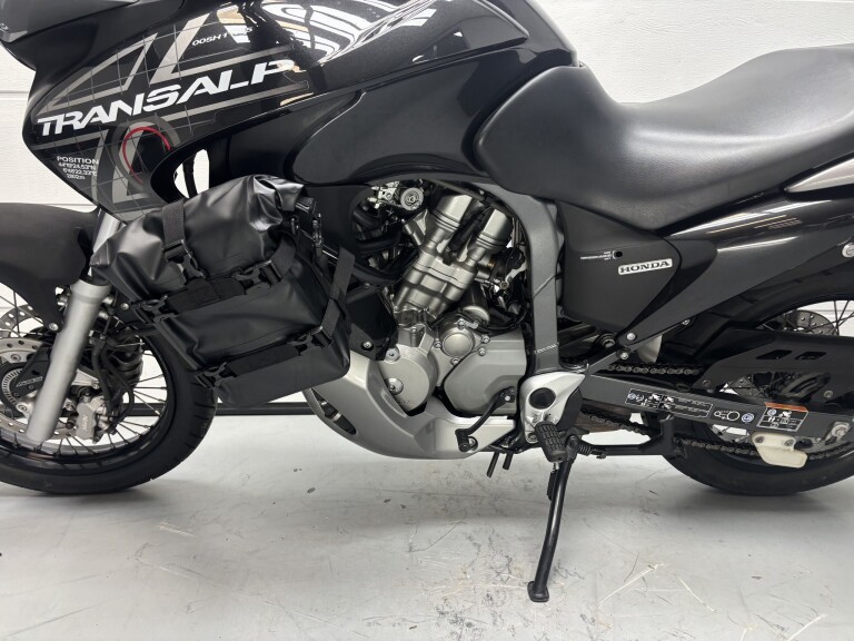 Honda XL 700 V TRANSALP foto 3