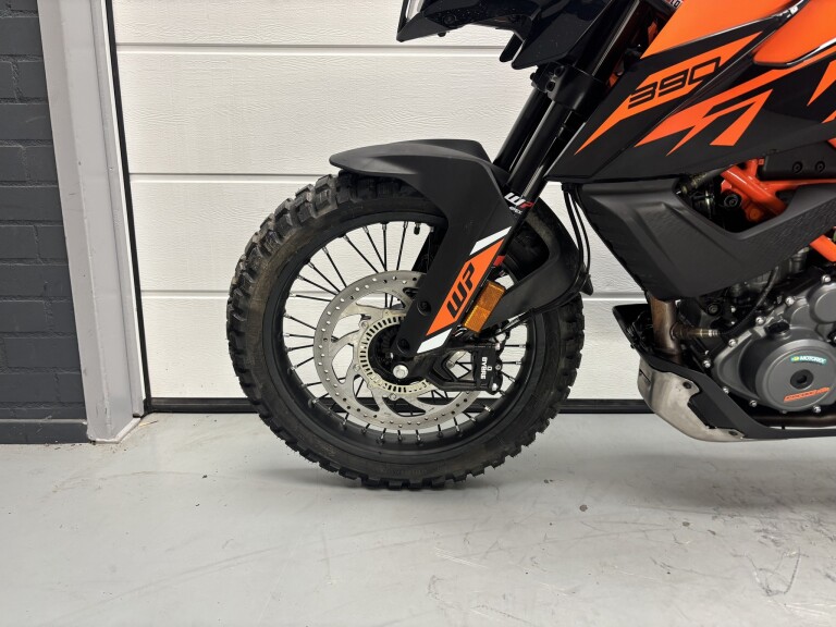 KTM 390 ADVENTURE foto 3