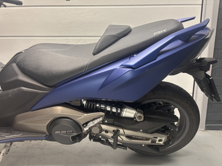 Kymco AK 550 foto 7