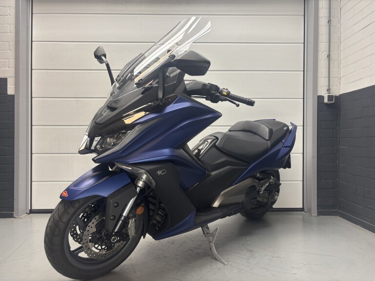 Kymco AK 550 