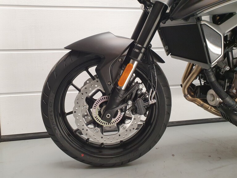 Voge R 625 foto 8