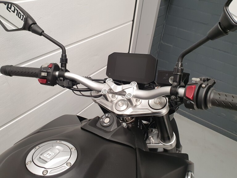 Voge R 625 foto 9