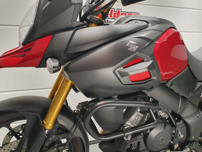Suzuki DL 1000 V-STROM foto 4