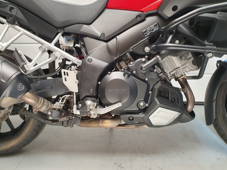 Suzuki DL 1000 V-STROM foto 10